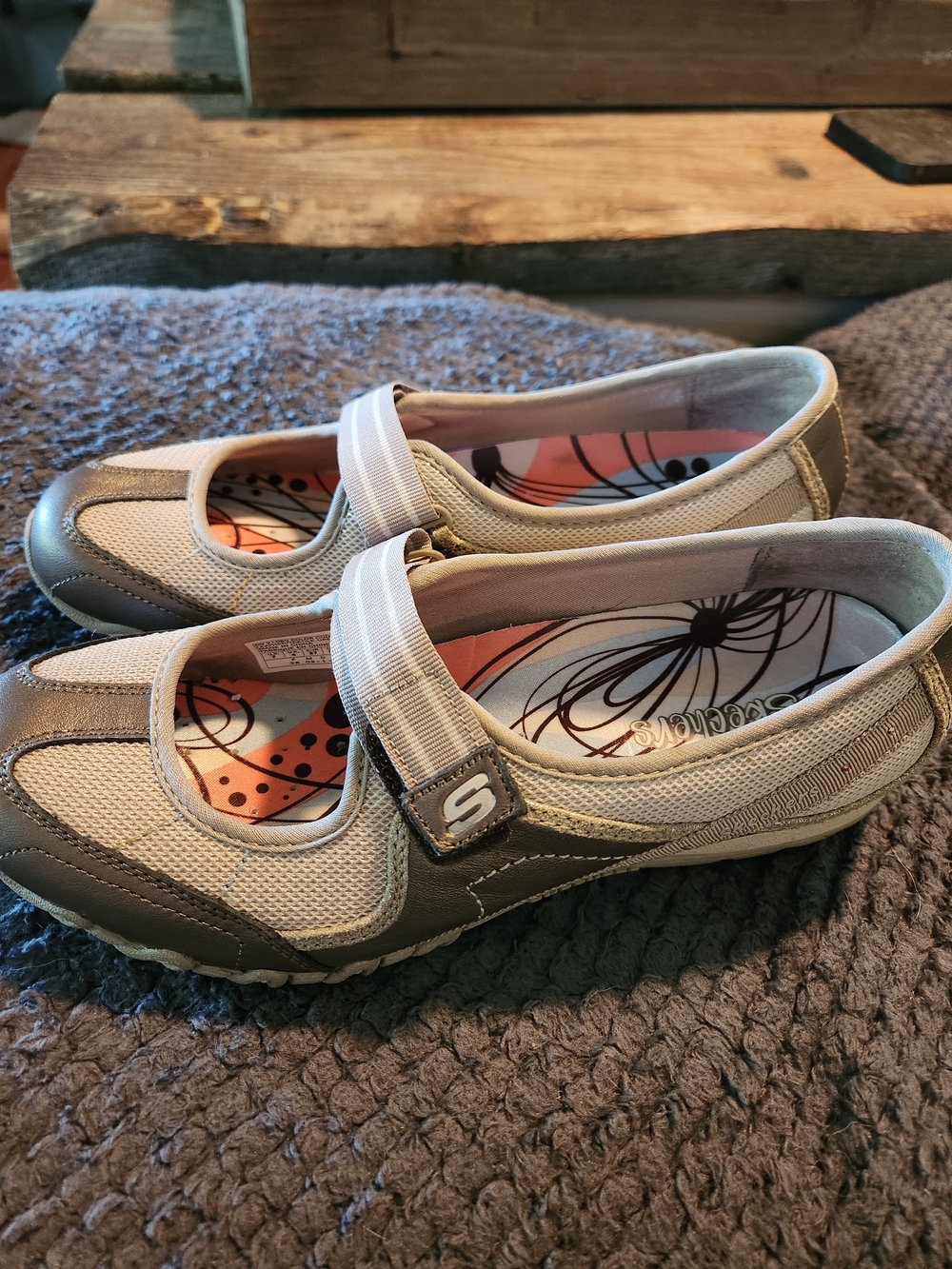 Skechers Mary Jane Sport Shoes in Metallic Silver & Light Beige - Picture 2 of 15